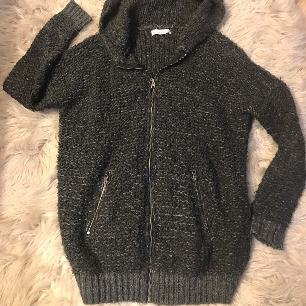 Warm oversized hooded sweater.